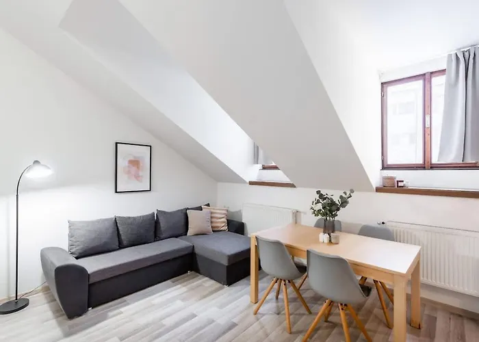 Appartamento Elegant 4-guest Retreat Near Old Town Praga